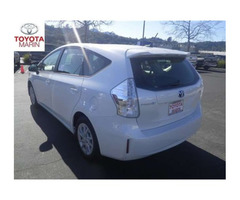 2014 Toyota Prius v Five - Image 2